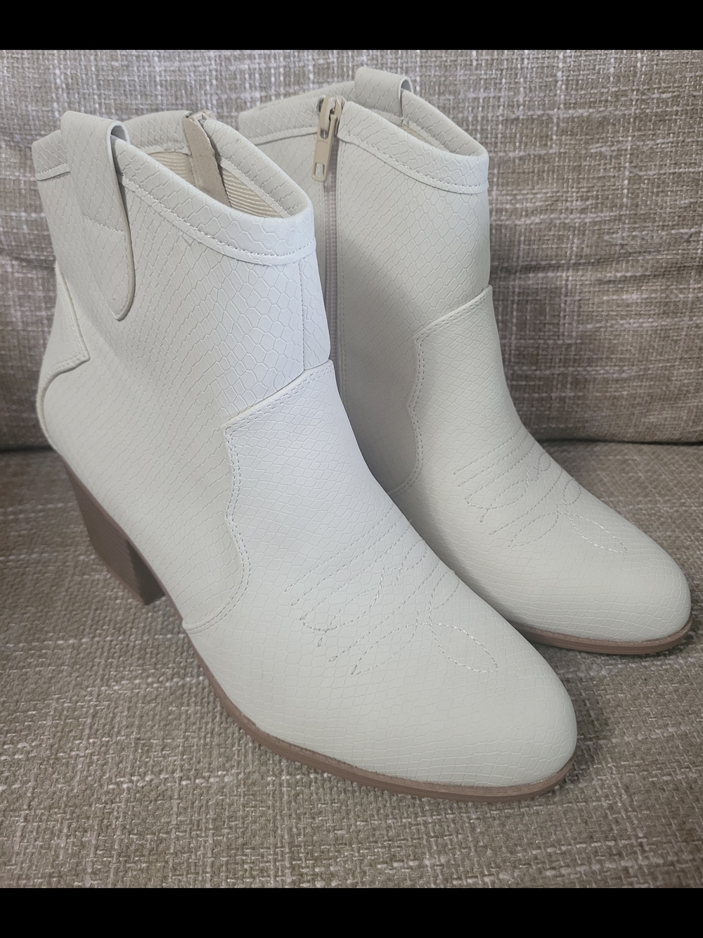 Soda White Textured Ankle Western Style Booties